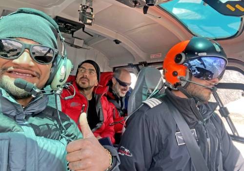 Fly Over Everest Base Camp : Ideal Time for Helicopter Tour